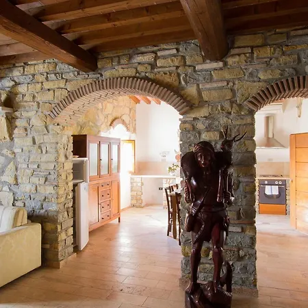 Le Querciolaie منزل ريفي