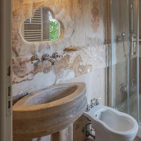 Le Querciolaie Country house