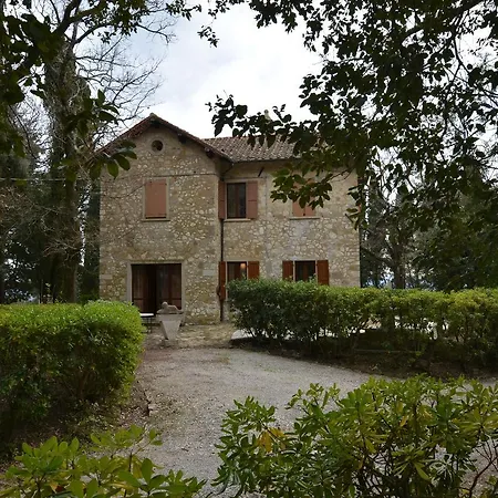 Le Querciolaie Country house *