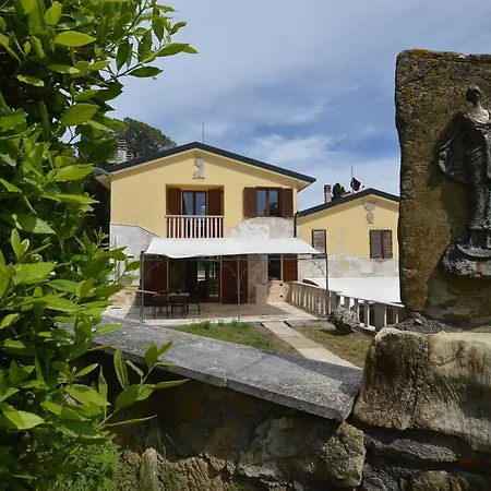Le Querciolaie Country house